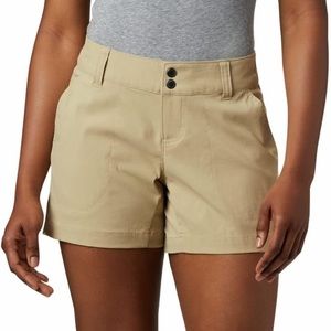 Columbia “Saturday Trail” shorts NWT